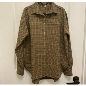 Women’s Plaid Button-Up Shirt